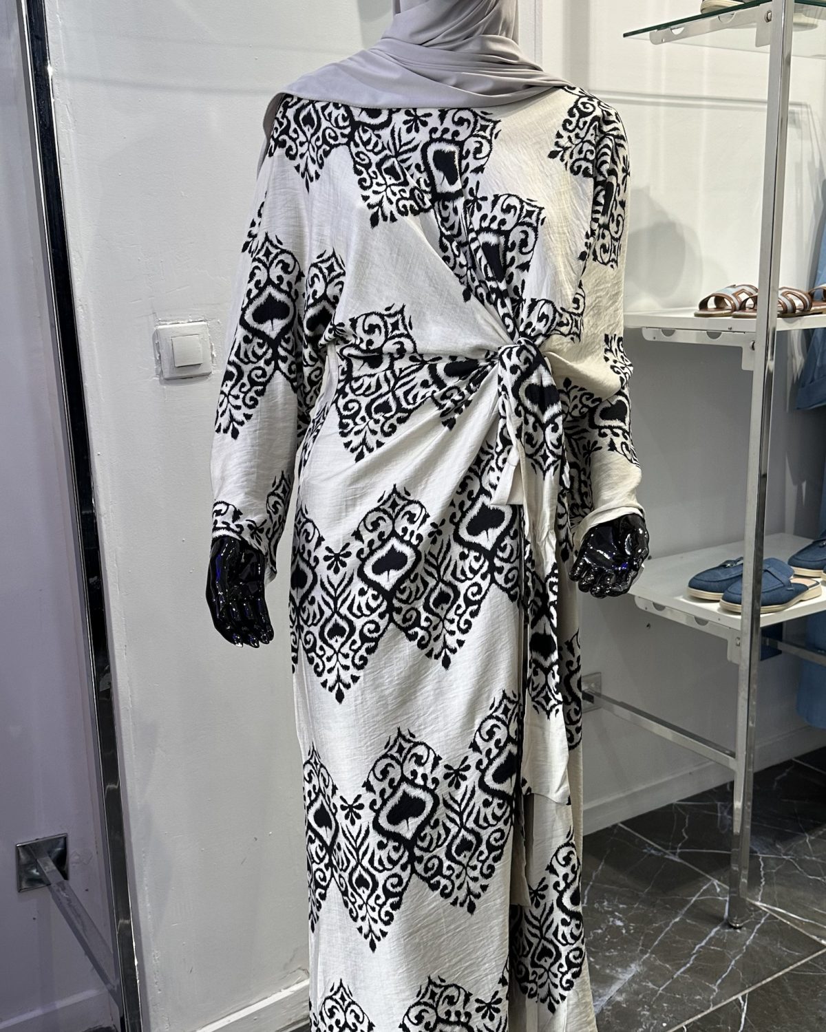 Robe motifs beige